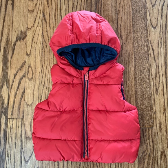 Baby Gap Puffer Vest, 6-12 months - Picture 1 of 6